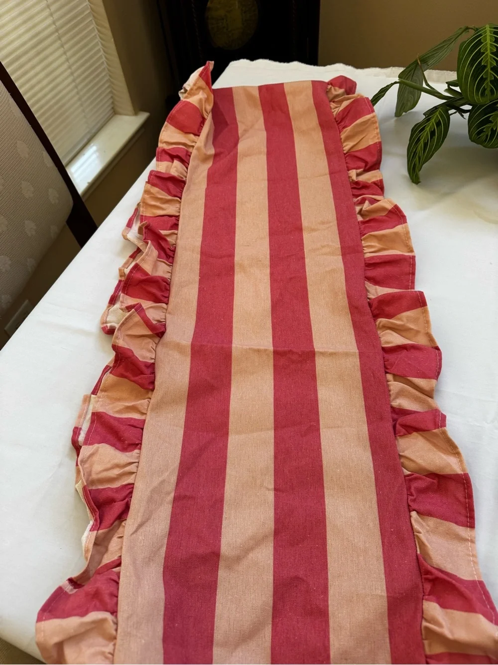 Ruffle Edge Striped Table Runner - 118 X 15.7 Inch